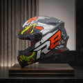 Capacete ProTork R8 Rocket Chicken - exposição premium lateral