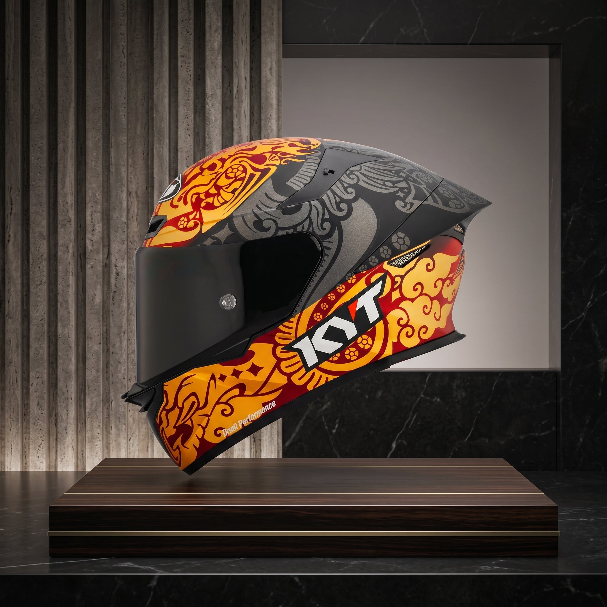 Capacete KYT TT-Revo Enea Indonesia Preto - showcase premium fundo escuro